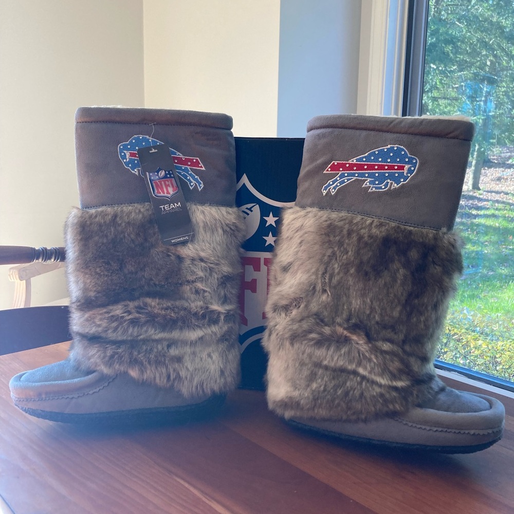 Buffalo bills slipper /boots size 6